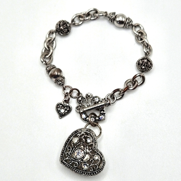 Vintage Silver Tone Puffy Heart Filigree Charm Toggle Heart Clasp Bracelet - Picture 2 of 8